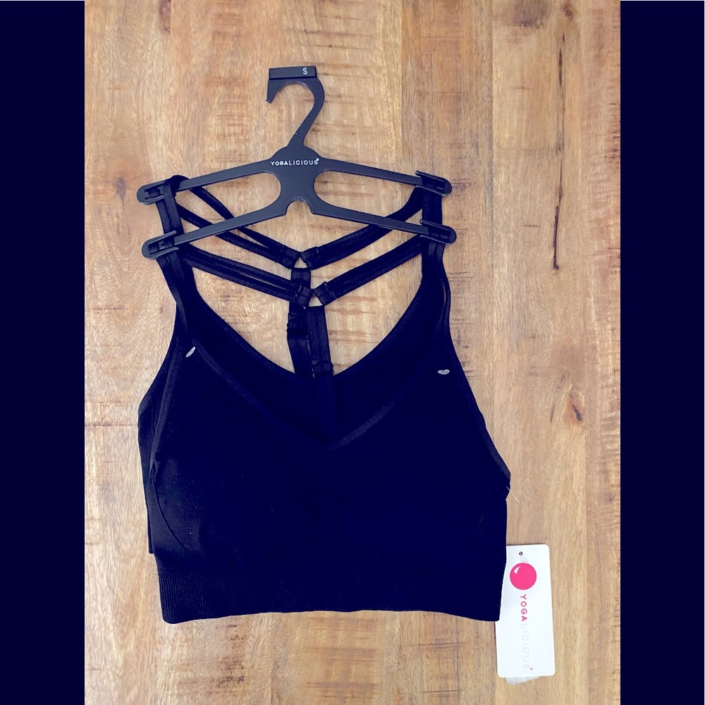 Yogalicious 2 PACK NWT black Sports Lounge Yoga Bra size medium NEW